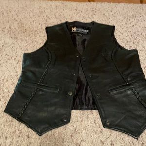 Women’s leather vest